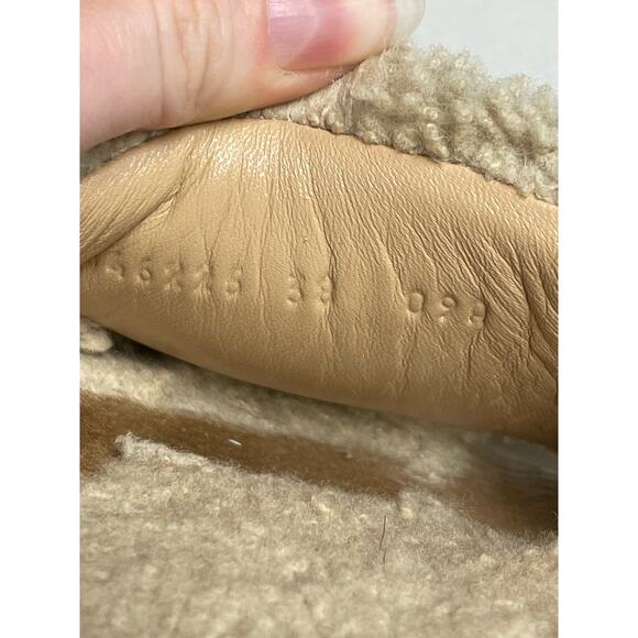 GUCCI Eileen Merino Wool Slide Sandals Real Sheepskin Beige Women's 38 US8 - Picture 7 of 12